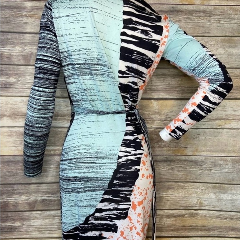 Diane Von Furstenberg 2 Valencia wrap silk dress - Picture 4 of 7